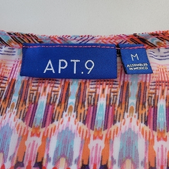 APT 9 V-Neck Sheet Printed Tunic Shirt Size Medium - Picture 4 of 8